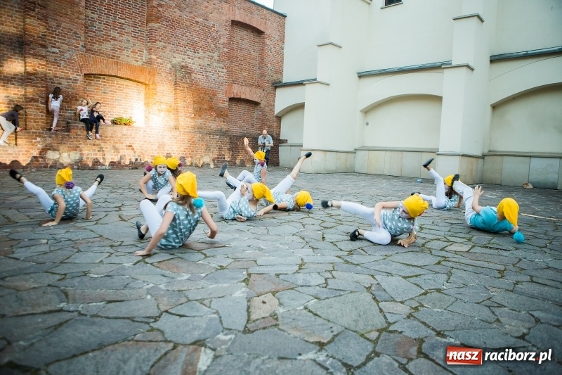Zdjęcie w galerii na portalu naszraciborz.pl: Zamkowa Noc z Duchami na powitanie wakacji  wiadomości z regionu