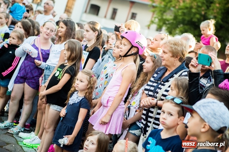 Zdjęcie w galerii na portalu naszraciborz.pl: Zamkowa Noc z Duchami na powitanie wakacji  wiadomości z regionu