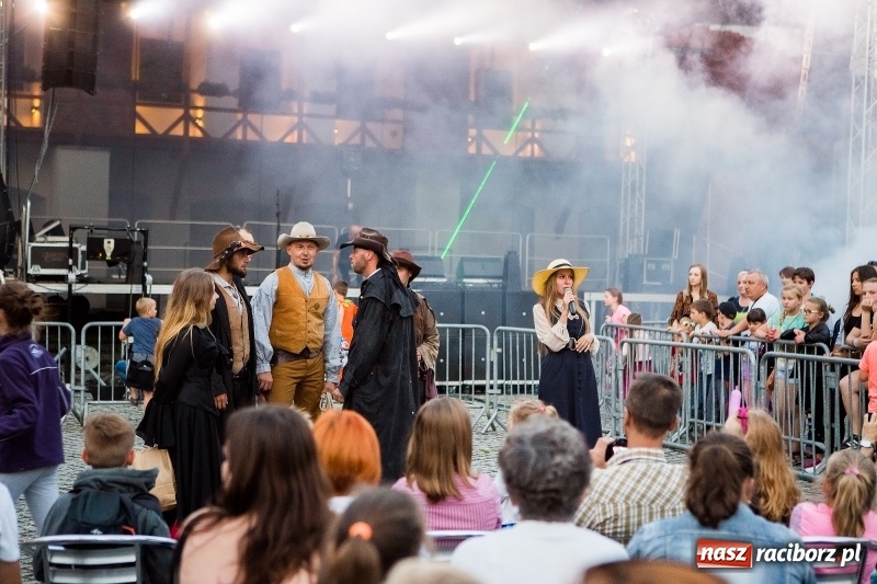 Zdjęcie w galerii na portalu naszraciborz.pl: Zamkowa Noc z Duchami na powitanie wakacji  wiadomości z regionu