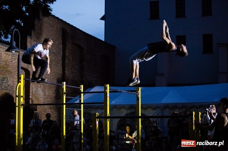 Zdjęcie w galerii na portalu naszraciborz.pl: Zamkowa Noc z Duchami na powitanie wakacji  wiadomości z regionu
