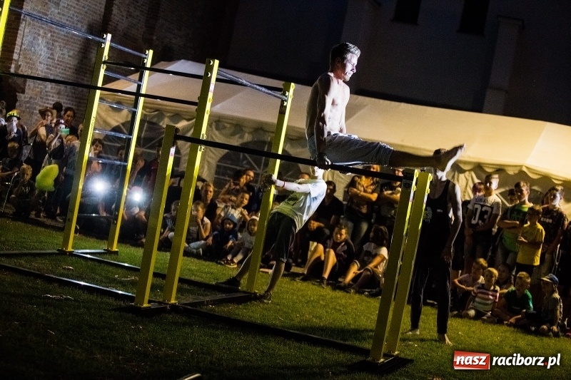 Zdjęcie w galerii na portalu naszraciborz.pl: Zamkowa Noc z Duchami na powitanie wakacji  wiadomości z regionu