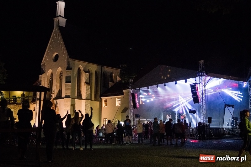 Zdjęcie w galerii na portalu naszraciborz.pl: Zamkowa Noc z Duchami na powitanie wakacji  wiadomości z regionu