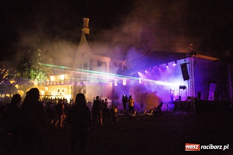 Zdjęcie w galerii na portalu naszraciborz.pl: Zamkowa Noc z Duchami na powitanie wakacji  wiadomości z regionu