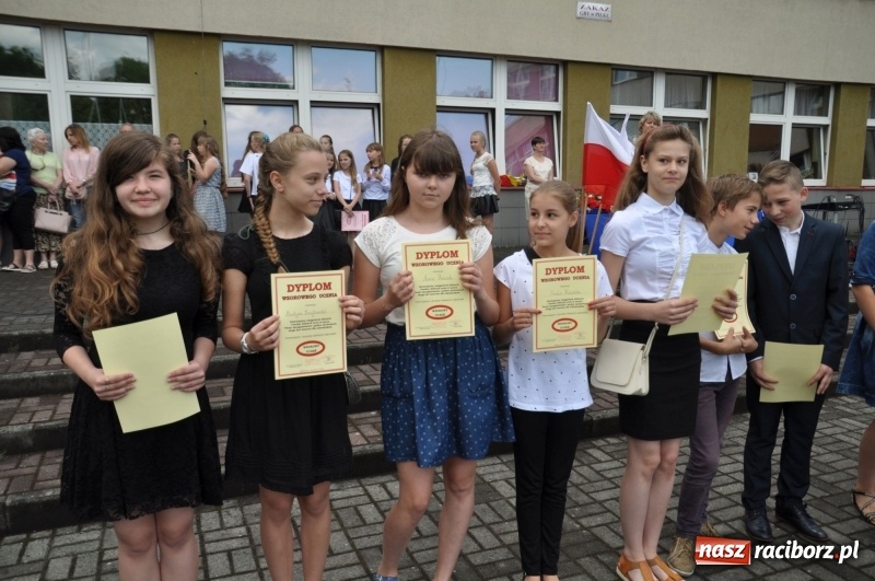 Zdjęcie w galerii na portalu naszraciborz.pl: Zakończenie roku szkolnego w SP18 – były świadectwa, nie było absolwentów wiadomości z regionu