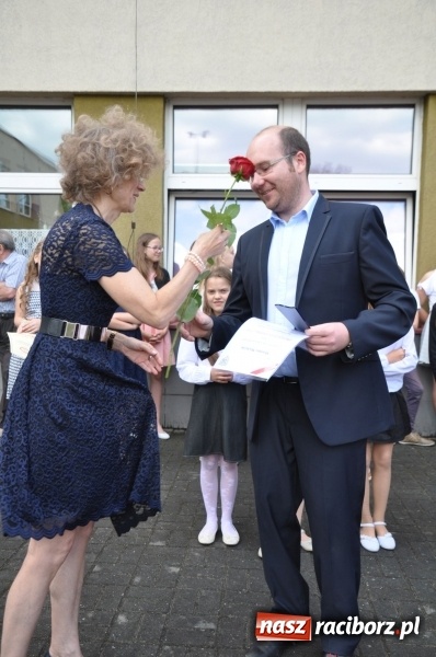 Zdjęcie w galerii na portalu naszraciborz.pl: Zakończenie roku szkolnego w SP18 – były świadectwa, nie było absolwentów wiadomości z regionu
