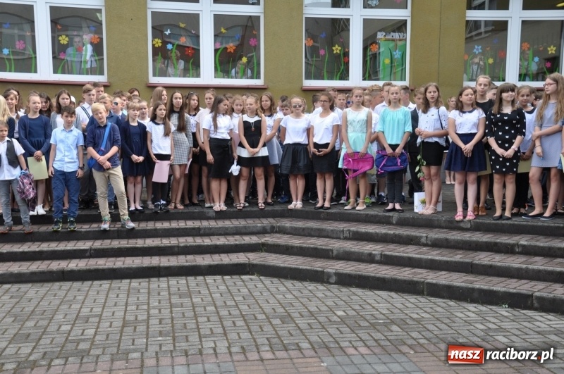 Zdjęcie w galerii na portalu naszraciborz.pl: Zakończenie roku szkolnego w SP18 – były świadectwa, nie było absolwentów wiadomości z regionu