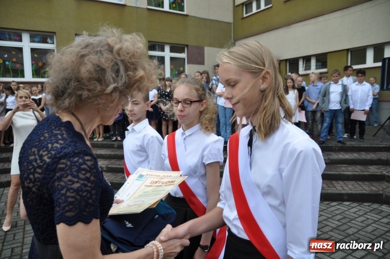 Zdjęcie w galerii na portalu naszraciborz.pl: Zakończenie roku szkolnego w SP18 – były świadectwa, nie było absolwentów wiadomości z regionu