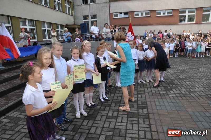 Zdjęcie w galerii na portalu naszraciborz.pl: Zakończenie roku szkolnego w SP18 – były świadectwa, nie było absolwentów wiadomości z regionu