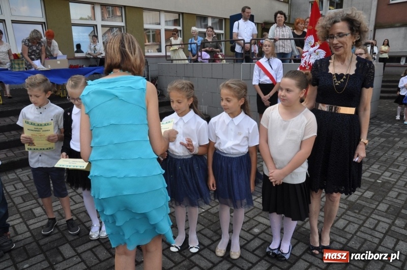 Zdjęcie w galerii na portalu naszraciborz.pl: Zakończenie roku szkolnego w SP18 – były świadectwa, nie było absolwentów wiadomości z regionu