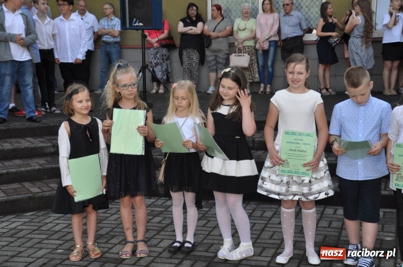 Zdjęcie w galerii na portalu naszraciborz.pl: Zakończenie roku szkolnego w SP18 – były świadectwa, nie było absolwentów wiadomości z regionu