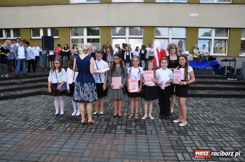Zdjęcie w galerii na portalu naszraciborz.pl: Zakończenie roku szkolnego w SP18 – były świadectwa, nie było absolwentów wiadomości z regionu