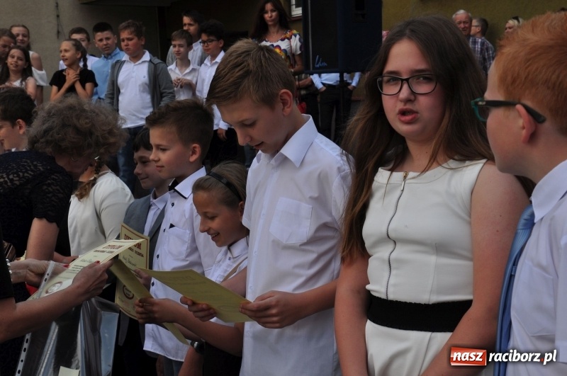 Zdjęcie w galerii na portalu naszraciborz.pl: Zakończenie roku szkolnego w SP18 – były świadectwa, nie było absolwentów wiadomości z regionu