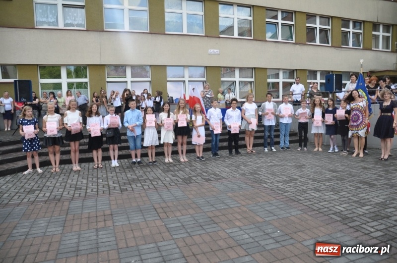 Zdjęcie w galerii na portalu naszraciborz.pl: Zakończenie roku szkolnego w SP18 – były świadectwa, nie było absolwentów wiadomości z regionu