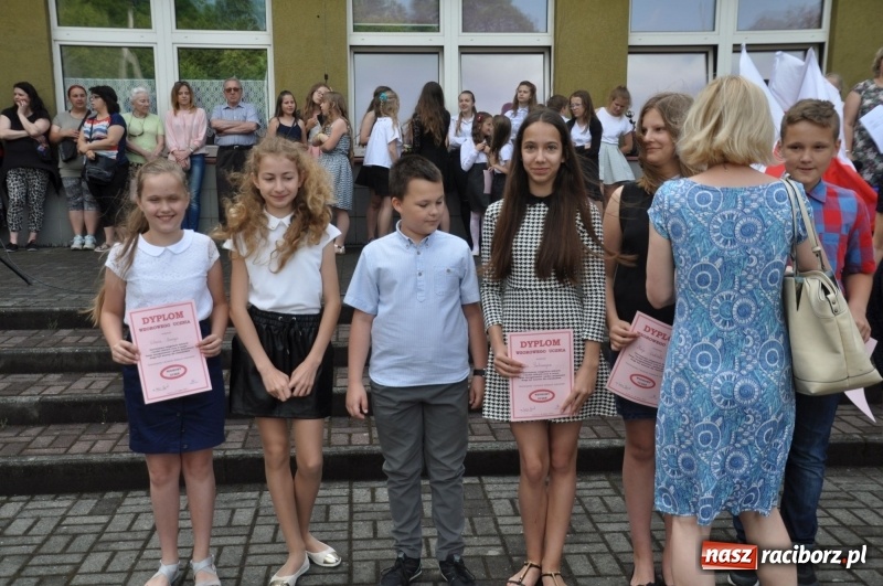 Zdjęcie w galerii na portalu naszraciborz.pl: Zakończenie roku szkolnego w SP18 – były świadectwa, nie było absolwentów wiadomości z regionu