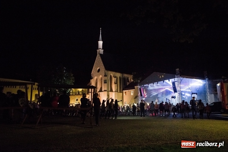 Zdjęcie w galerii na portalu naszraciborz.pl: Laserowe show na zamku piastowskim w Raciborzu  wiadomości z regionu