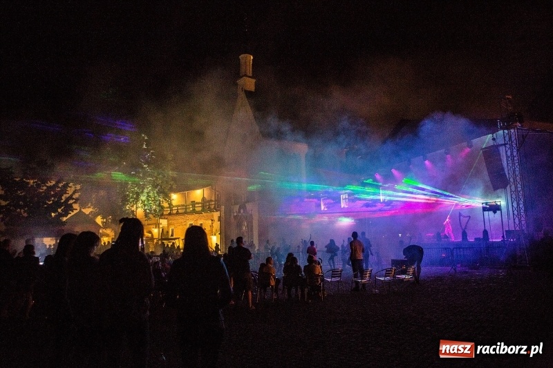 Zdjęcie w galerii na portalu naszraciborz.pl: Laserowe show na zamku piastowskim w Raciborzu  wiadomości z regionu