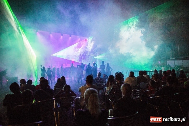 Zdjęcie w galerii na portalu naszraciborz.pl: Laserowe show na zamku piastowskim w Raciborzu  wiadomości z regionu