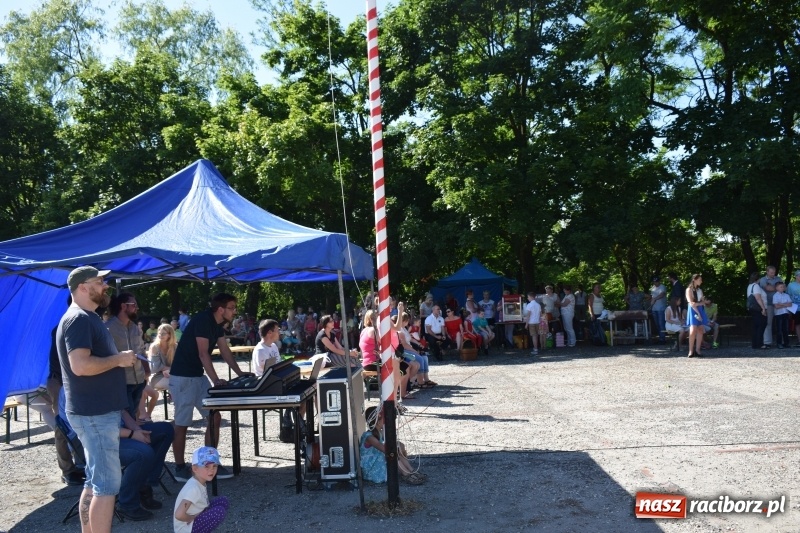 Zdjęcie w galerii na portalu naszraciborz.pl: Kuźnia Kultury pożegnała rok szkolny wiadomości z regionu