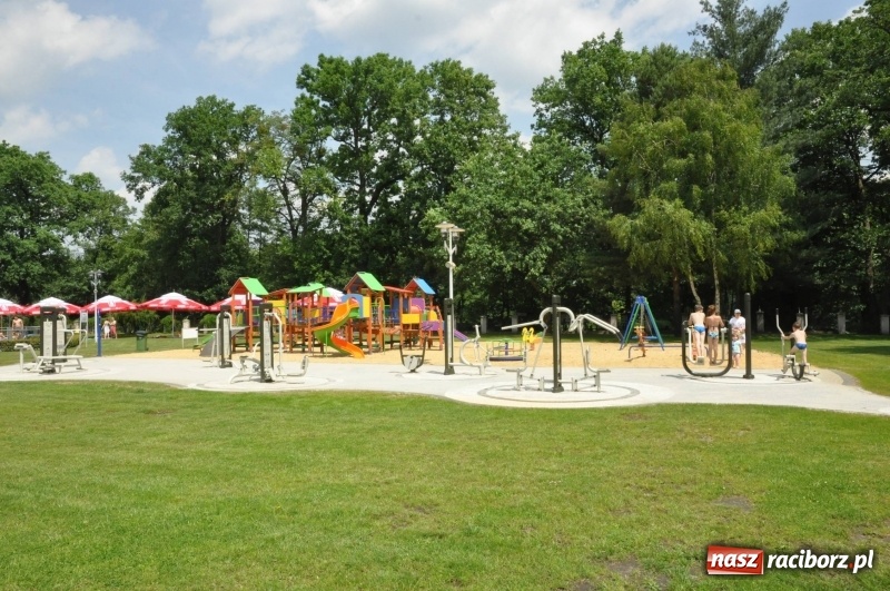 Zdjęcie w galerii na portalu naszraciborz.pl: Historia basenu w Szymocicach wiadomości z regionu