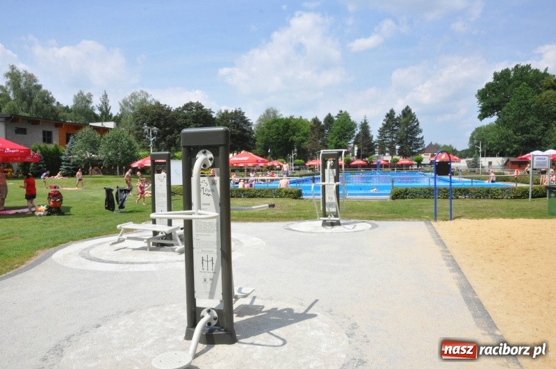 Zdjęcie w galerii na portalu naszraciborz.pl: Historia basenu w Szymocicach wiadomości z regionu