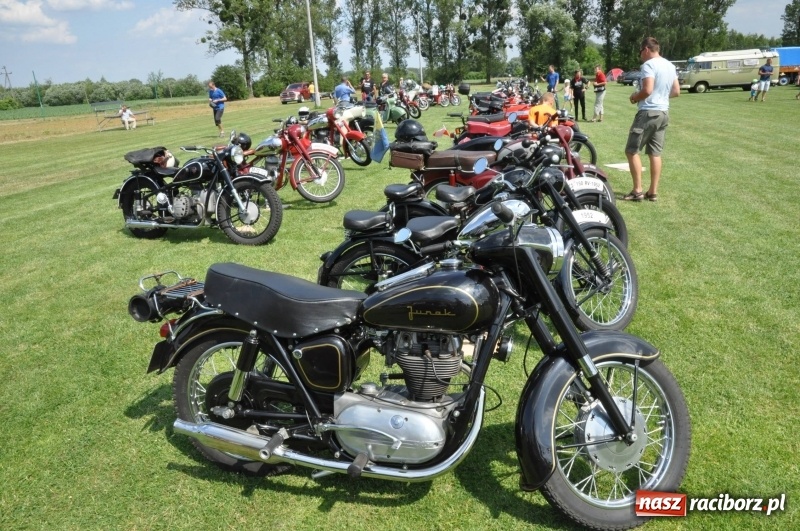 Zdjęcie w galerii na portalu naszraciborz.pl: Messerschmitt K-200 i inne cuda motoryzacji na zlocie pojazdów zabytkowych w Zabełkowie  wiadomości z regionu