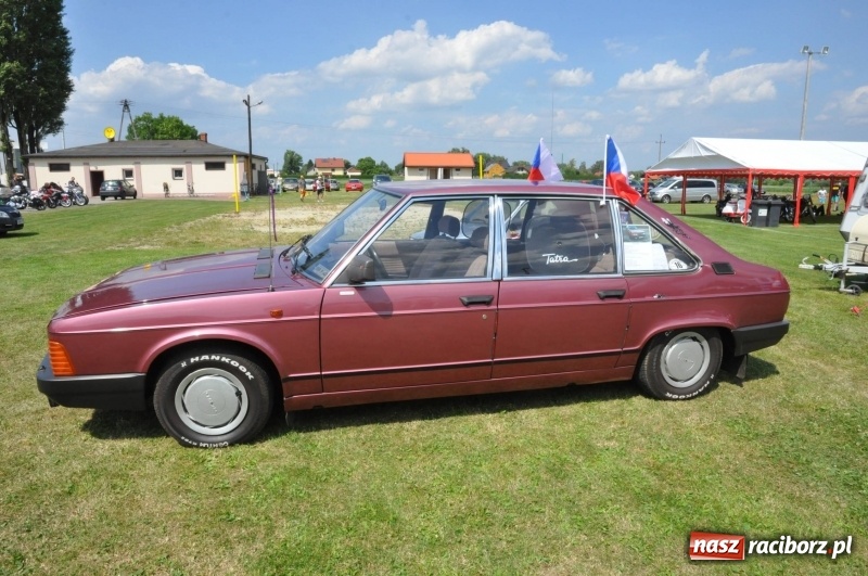 Zdjęcie w galerii na portalu naszraciborz.pl: Messerschmitt K-200 i inne cuda motoryzacji na zlocie pojazdów zabytkowych w Zabełkowie  wiadomości z regionu