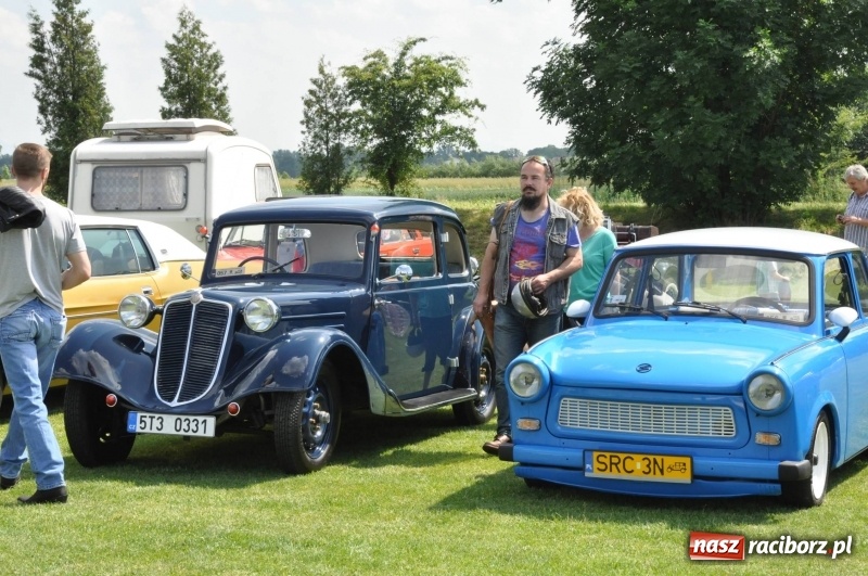 Zdjęcie w galerii na portalu naszraciborz.pl: Messerschmitt K-200 i inne cuda motoryzacji na zlocie pojazdów zabytkowych w Zabełkowie  wiadomości z regionu