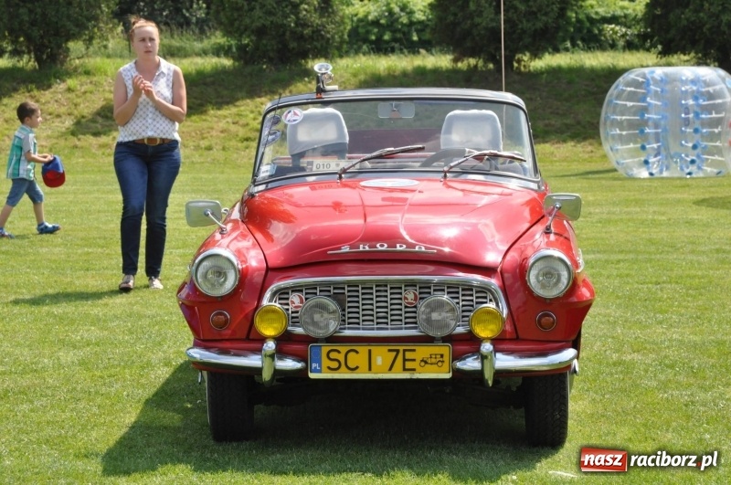 Zdjęcie w galerii na portalu naszraciborz.pl: Messerschmitt K-200 i inne cuda motoryzacji na zlocie pojazdów zabytkowych w Zabełkowie  wiadomości z regionu