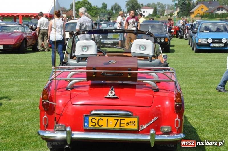 Zdjęcie w galerii na portalu naszraciborz.pl: Messerschmitt K-200 i inne cuda motoryzacji na zlocie pojazdów zabytkowych w Zabełkowie  wiadomości z regionu