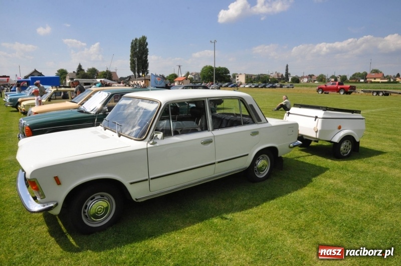 Zdjęcie w galerii na portalu naszraciborz.pl: Messerschmitt K-200 i inne cuda motoryzacji na zlocie pojazdów zabytkowych w Zabełkowie  wiadomości z regionu