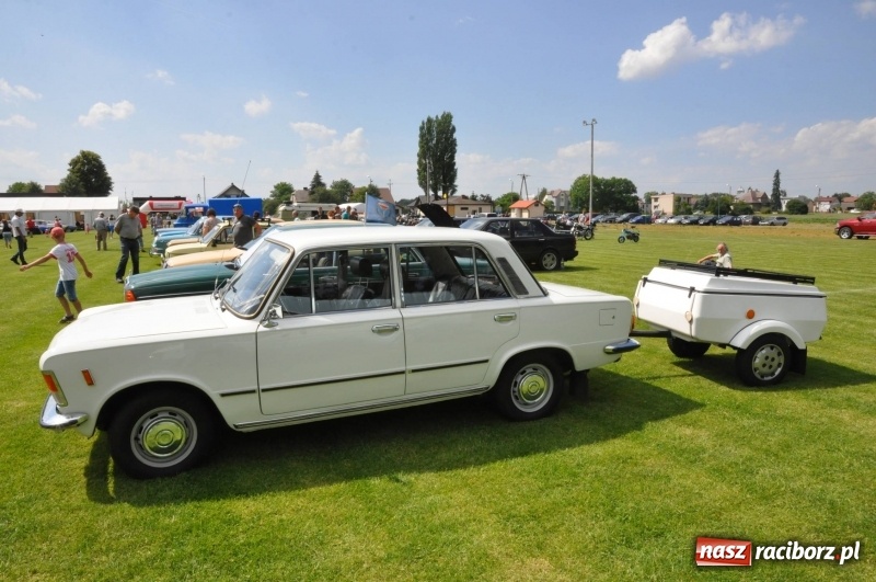 Zdjęcie w galerii na portalu naszraciborz.pl: Messerschmitt K-200 i inne cuda motoryzacji na zlocie pojazdów zabytkowych w Zabełkowie  wiadomości z regionu