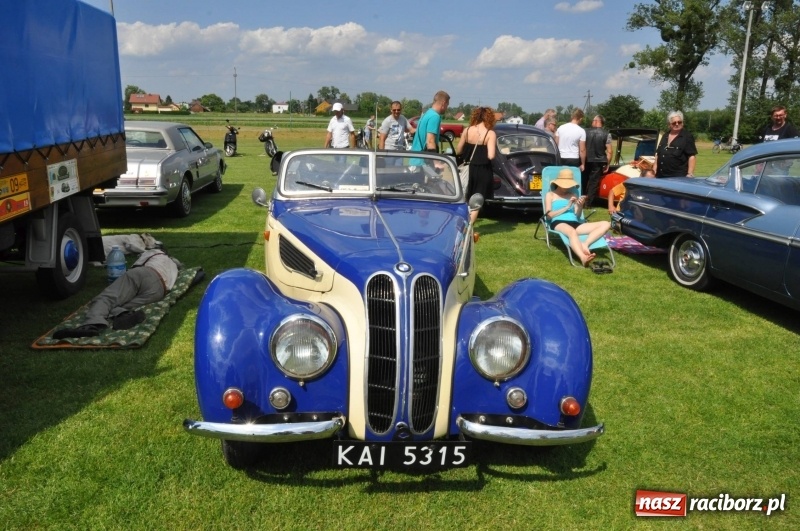 Zdjęcie w galerii na portalu naszraciborz.pl: Messerschmitt K-200 i inne cuda motoryzacji na zlocie pojazdów zabytkowych w Zabełkowie  wiadomości z regionu