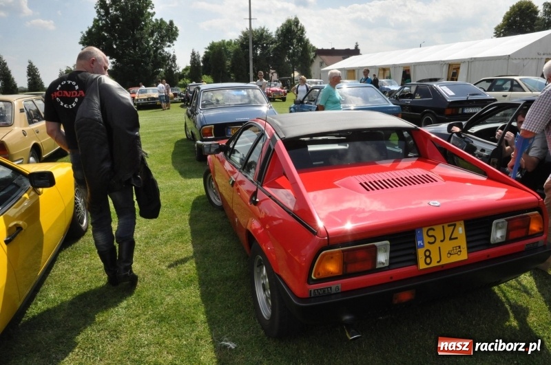 Zdjęcie w galerii na portalu naszraciborz.pl: Messerschmitt K-200 i inne cuda motoryzacji na zlocie pojazdów zabytkowych w Zabełkowie  wiadomości z regionu