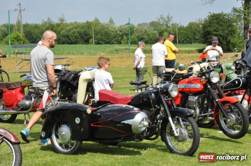 Zdjęcie w galerii na portalu naszraciborz.pl: Messerschmitt K-200 i inne cuda motoryzacji na zlocie pojazdów zabytkowych w Zabełkowie  wiadomości z regionu