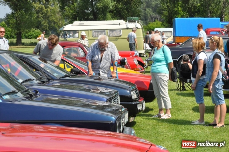 Zdjęcie w galerii na portalu naszraciborz.pl: Messerschmitt K-200 i inne cuda motoryzacji na zlocie pojazdów zabytkowych w Zabełkowie  wiadomości z regionu