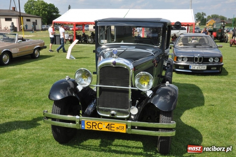 Zdjęcie w galerii na portalu naszraciborz.pl: Messerschmitt K-200 i inne cuda motoryzacji na zlocie pojazdów zabytkowych w Zabełkowie  wiadomości z regionu
