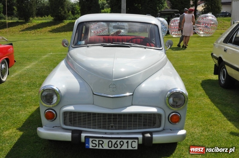Zdjęcie w galerii na portalu naszraciborz.pl: Messerschmitt K-200 i inne cuda motoryzacji na zlocie pojazdów zabytkowych w Zabełkowie  wiadomości z regionu