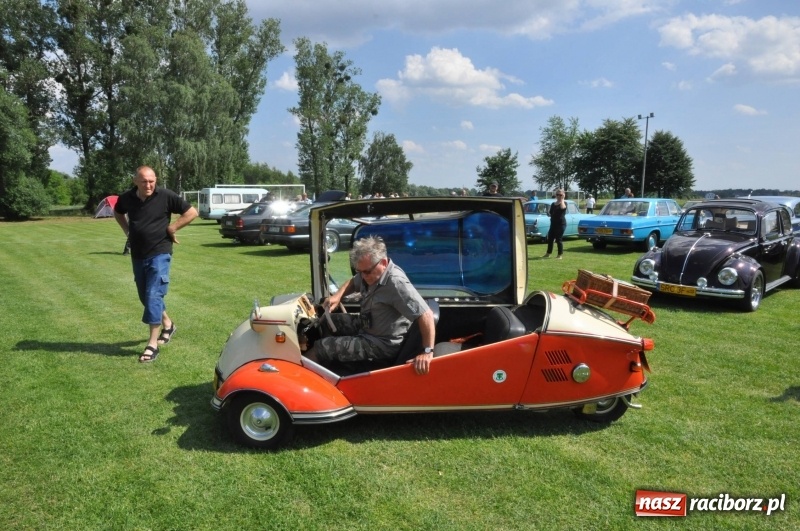 Zdjęcie w galerii na portalu naszraciborz.pl: Messerschmitt K-200 i inne cuda motoryzacji na zlocie pojazdów zabytkowych w Zabełkowie  wiadomości z regionu