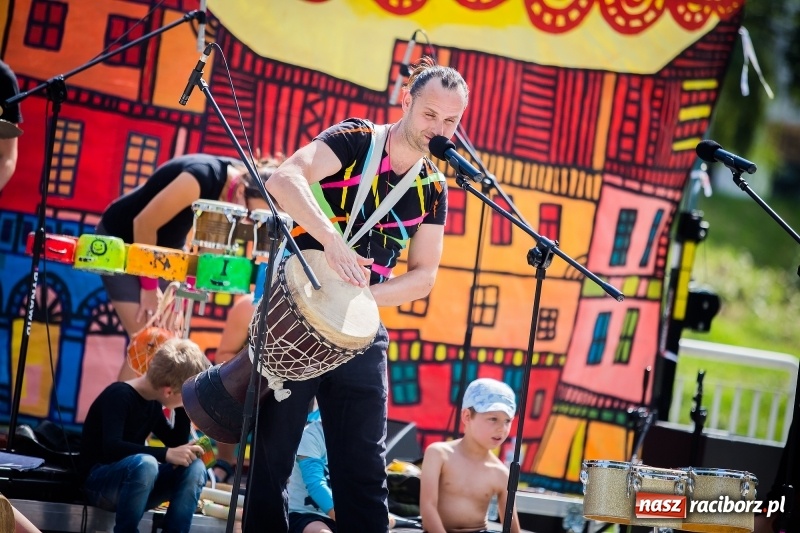 Zdjęcie w galerii na portalu naszraciborz.pl: Moc atrakcji na otwarciu plaży miejskiej wiadomości z regionu