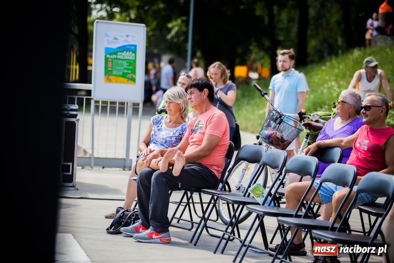 Zdjęcie w galerii na portalu naszraciborz.pl: Moc atrakcji na otwarciu plaży miejskiej wiadomości z regionu