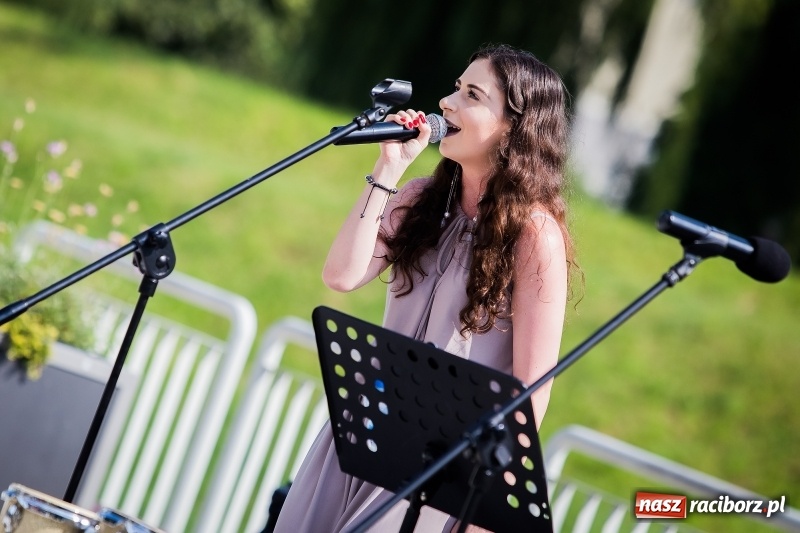 Zdjęcie w galerii na portalu naszraciborz.pl: Moc atrakcji na otwarciu plaży miejskiej wiadomości z regionu