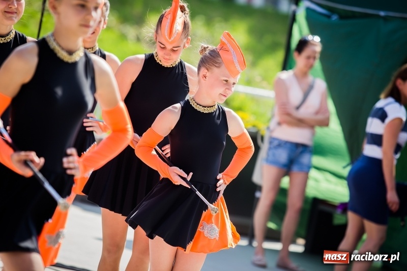 Zdjęcie w galerii na portalu naszraciborz.pl: Moc atrakcji na otwarciu plaży miejskiej wiadomości z regionu