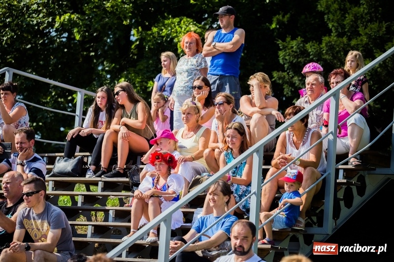 Zdjęcie w galerii na portalu naszraciborz.pl: Moc atrakcji na otwarciu plaży miejskiej wiadomości z regionu