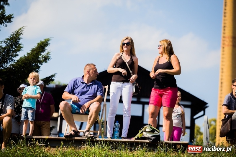 Zdjęcie w galerii na portalu naszraciborz.pl: Moc atrakcji na otwarciu plaży miejskiej wiadomości z regionu