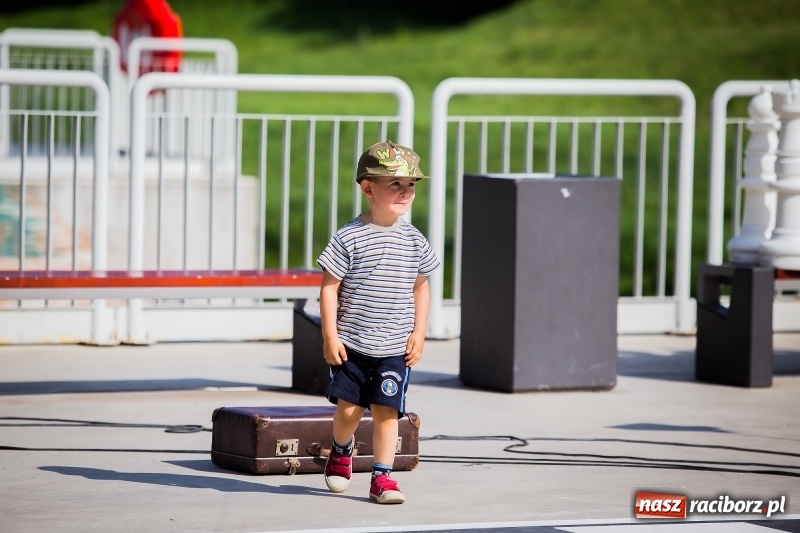 Zdjęcie w galerii na portalu naszraciborz.pl: Moc atrakcji na otwarciu plaży miejskiej wiadomości z regionu