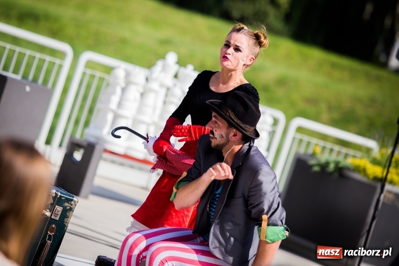 Zdjęcie w galerii na portalu naszraciborz.pl: Moc atrakcji na otwarciu plaży miejskiej wiadomości z regionu