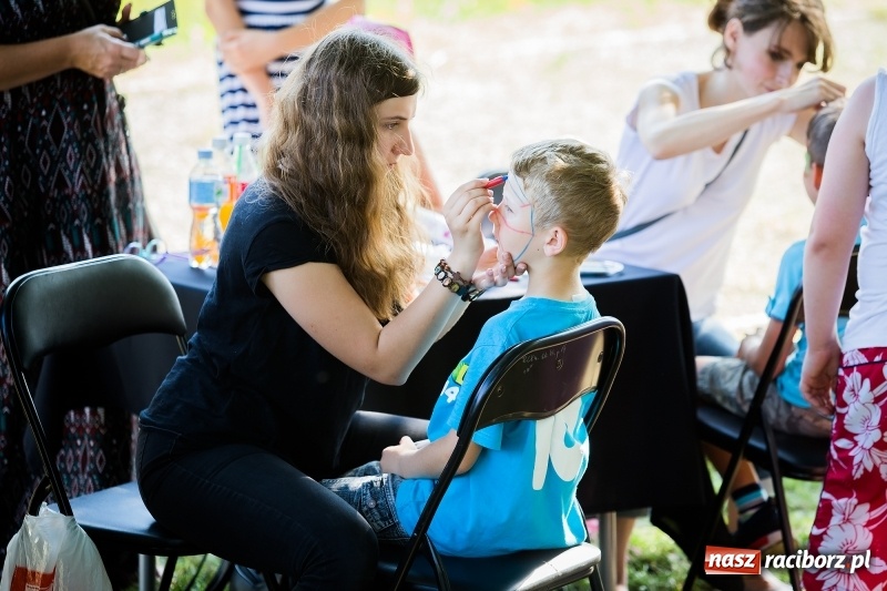 Zdjęcie w galerii na portalu naszraciborz.pl: Moc atrakcji na otwarciu plaży miejskiej wiadomości z regionu