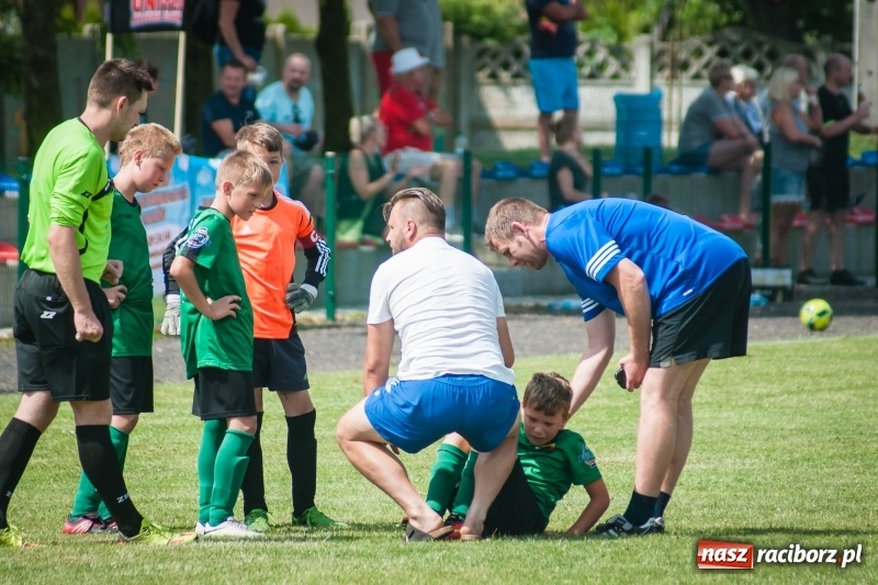 Zdjęcie w galerii na portalu naszraciborz.pl: Tworków Cup 2017. Zespół gospodarzy wrócił na tron wiadomości z regionu