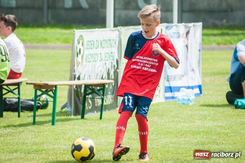 Zdjęcie w galerii na portalu naszraciborz.pl: Tworków Cup 2017. Zespół gospodarzy wrócił na tron wiadomości z regionu