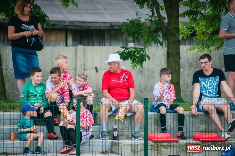 Zdjęcie w galerii na portalu naszraciborz.pl: Tworków Cup 2017. Zespół gospodarzy wrócił na tron wiadomości z regionu